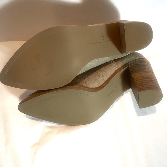 Dolce Vita Taupe Suede Ankle Boots with Pointed Toe and Block Heel - Picture 7 of 14